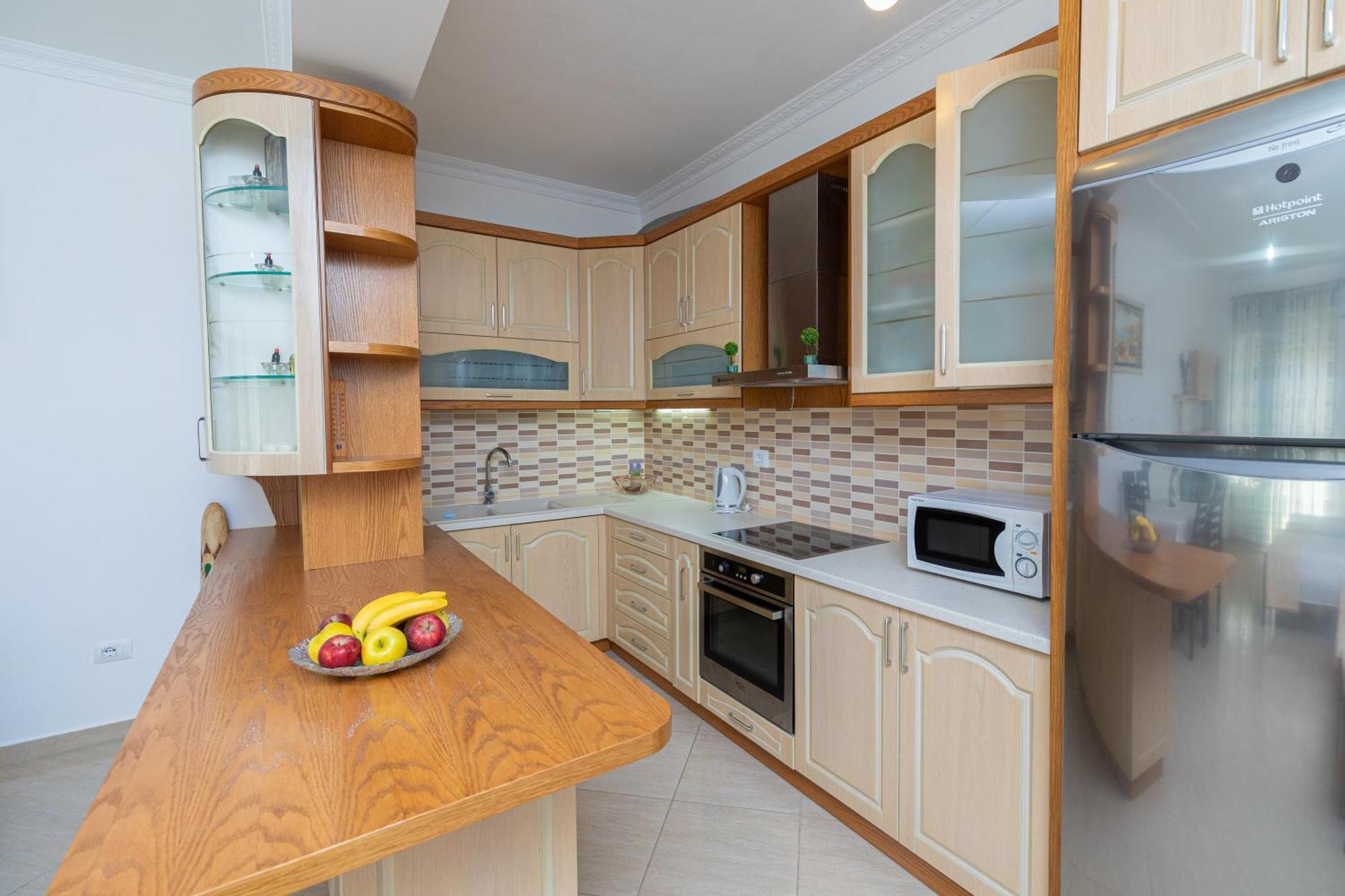 Lucas Apartments Rental Влёра Экстерьер фото